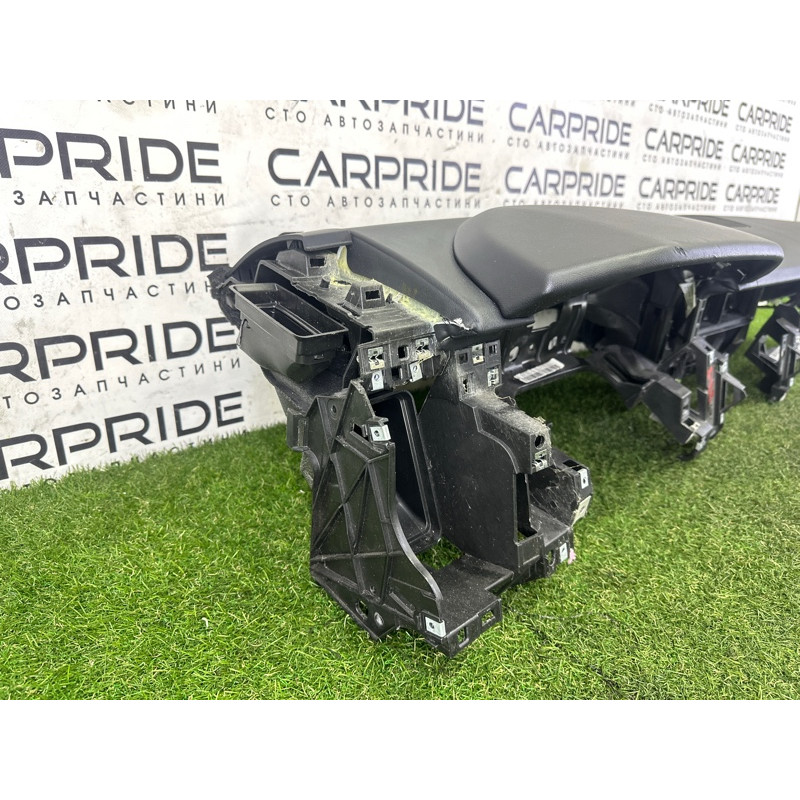 Торпедо (салон) LAND ROVER RANGE ROVER Sport L494 2016 3.0 Diesel LR052931