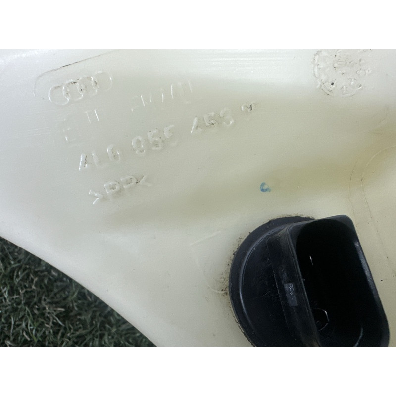 Бачок омывателя (кузов и элементы) AUDI Q7 4L 2011 3.0 TFSi 4L0955453D