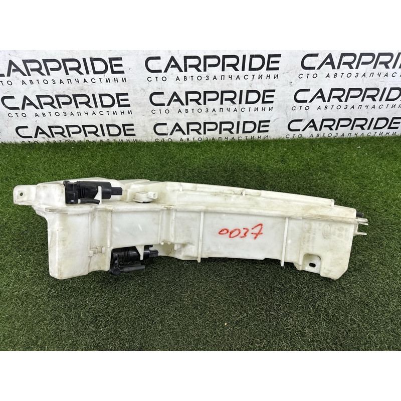 Бачок омывателя (кузов и элементы) LAND ROVER Range Rover L405 2016 5.0 LR070882