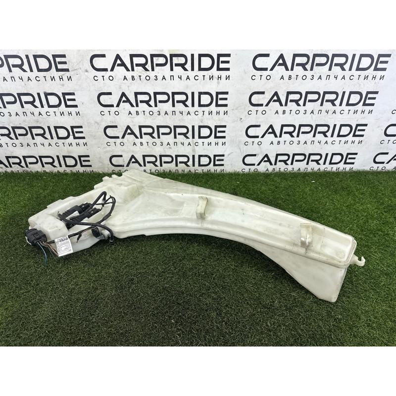 Бачок омывателя (кузов и элементы) BMW X5 E70 2012 3.0 N55B30 61667162588