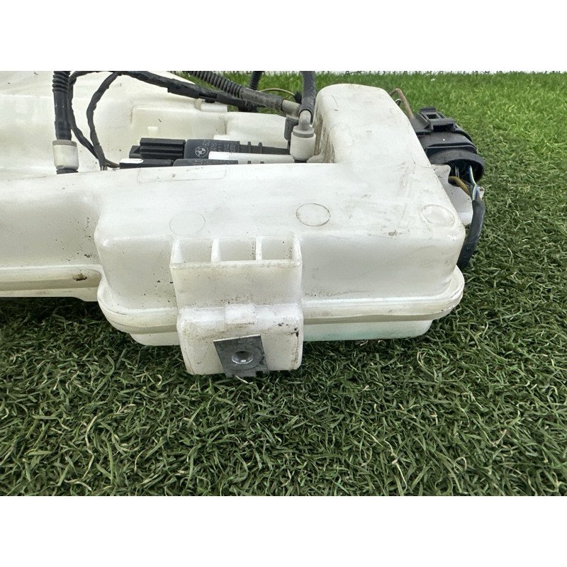 Бачок омывателя (кузов и элементы) BMW X5 E70 2012 3.0 N55B30 61667162588