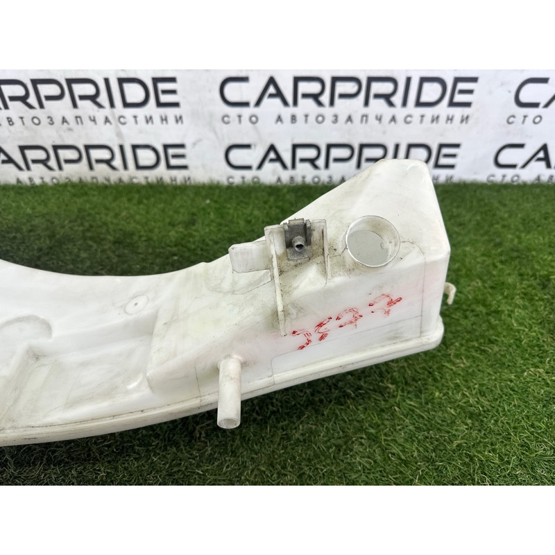 Бачок омывателя (кузов и элементы) BMW X5 E70 2012 3.0 N55B30 61667162588