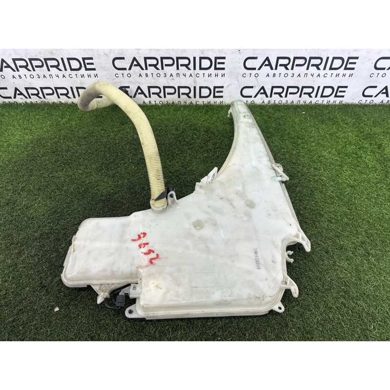 Бачок омывателя (кузов и элементы) BMW 3-series E90 2010 3.0 N54 61677238668