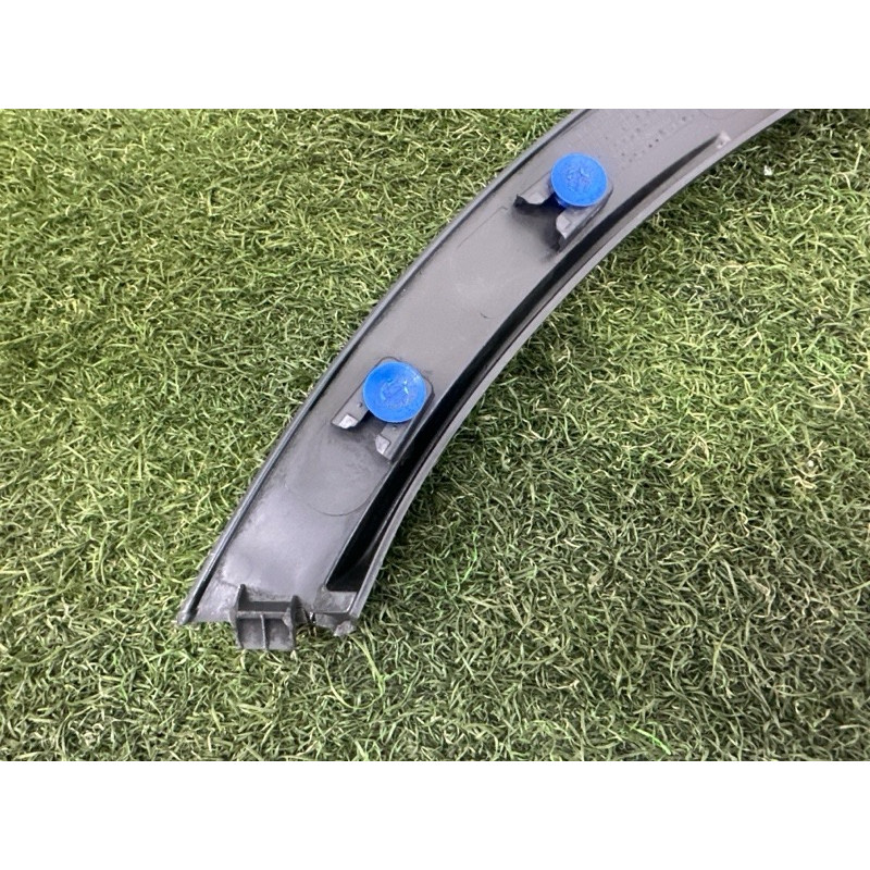 Накладка на крыло (кузов и элементы) LAND ROVER Range Rover Evoque L538 2016 2.0 LR066507