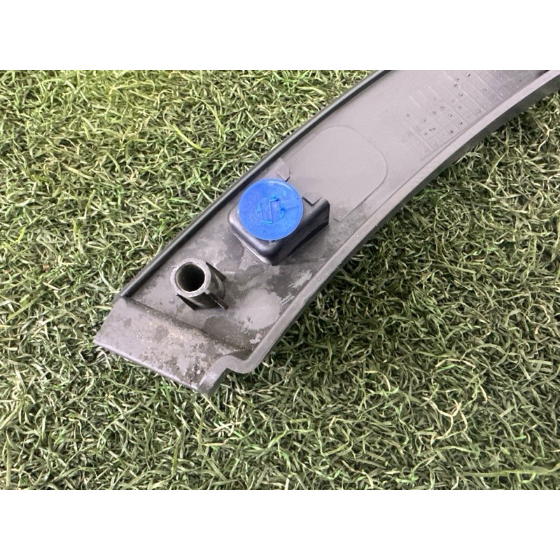 Накладка на крыло (кузов и элементы) LAND ROVER Range Rover Evoque L538 2016 2.0 LR036053