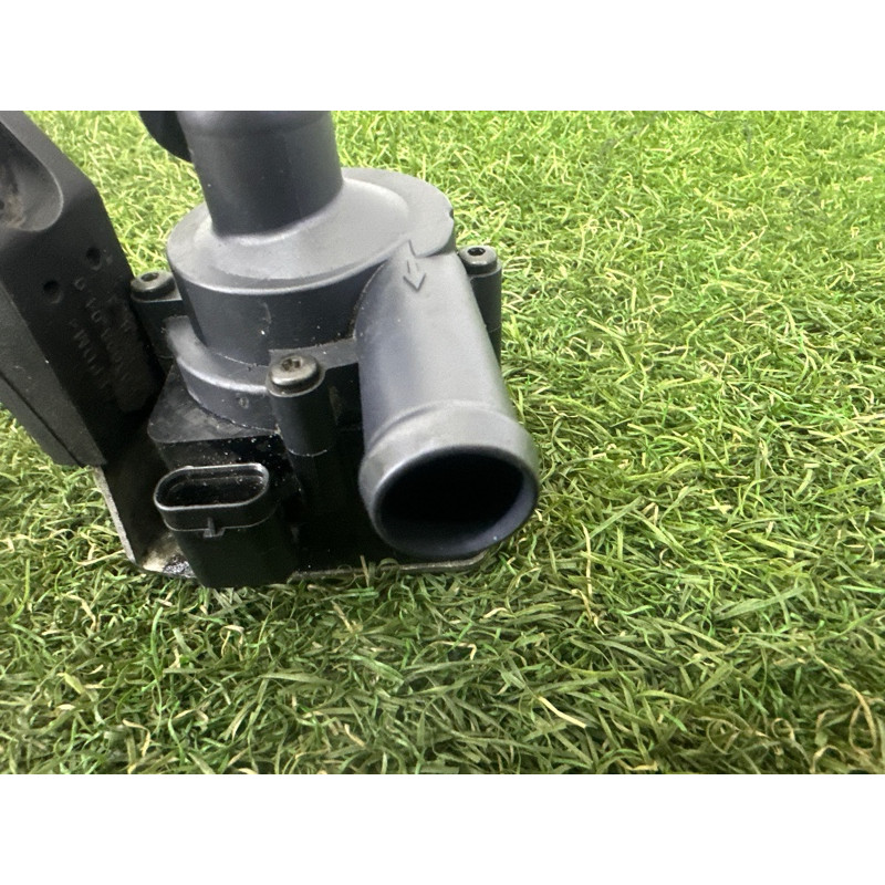 Помпа электрическая (электрика) BMW X5 F15 2015 4.4 64119230233