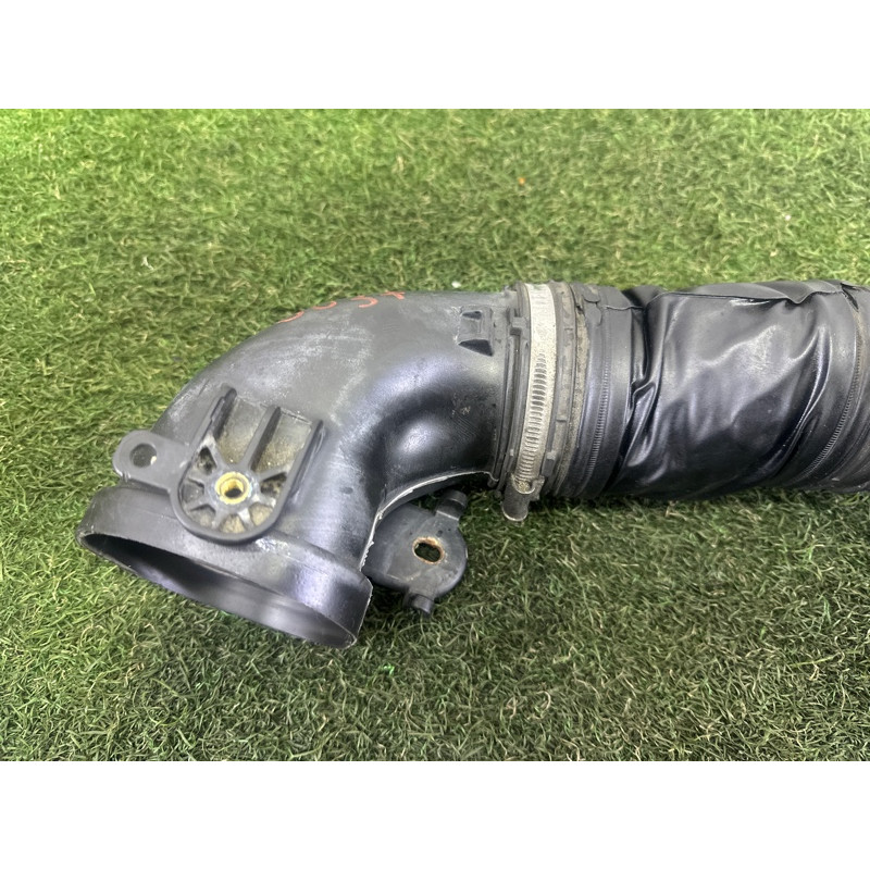 Патрубок воздушного фильтра (впускная система) LAND ROVER Range Rover L405 2016 5.0 LR049313