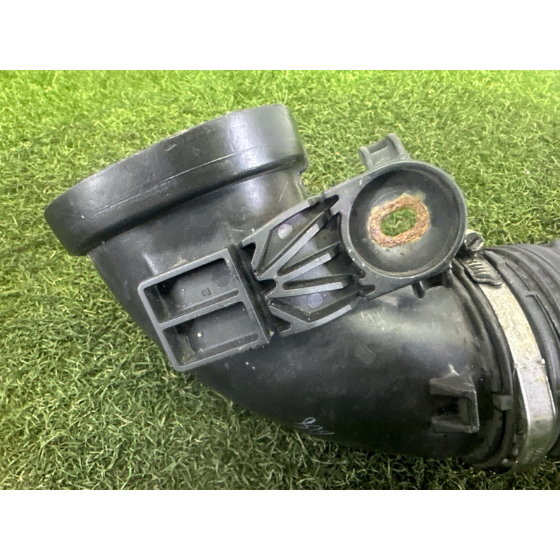 Патрубок воздушного фильтра (впускная система) LAND ROVER Range Rover L405 2016 5.0 LR049313