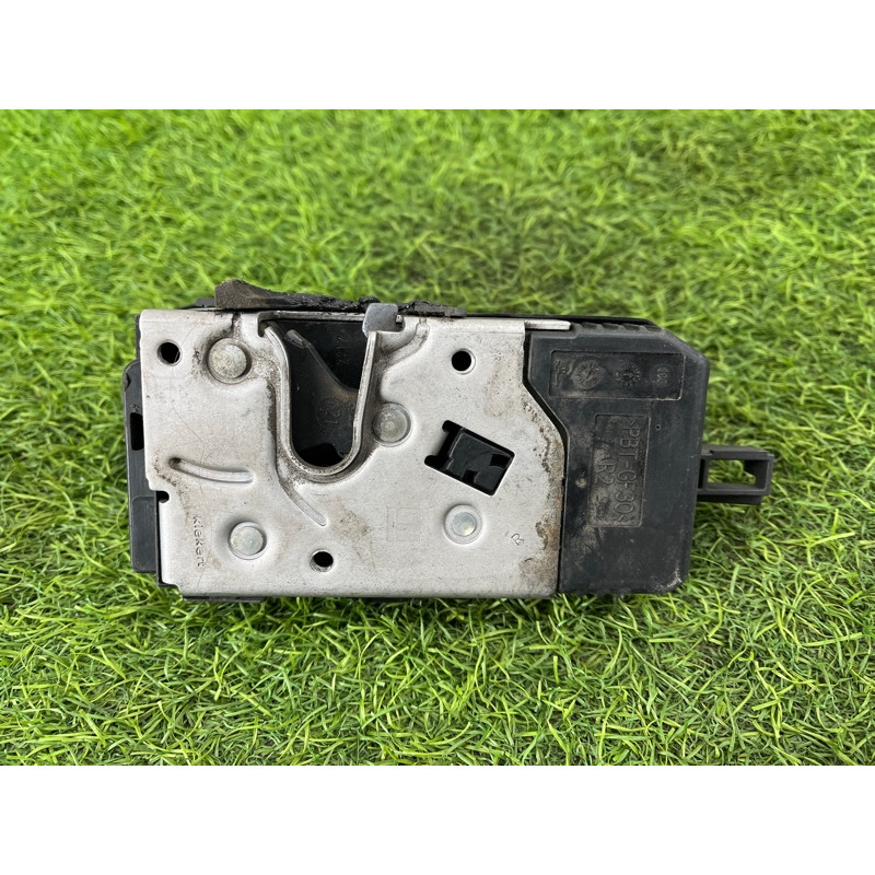 Замок дверей (кузов і елементи) Opel Vectra C 2004 2.2 24447341