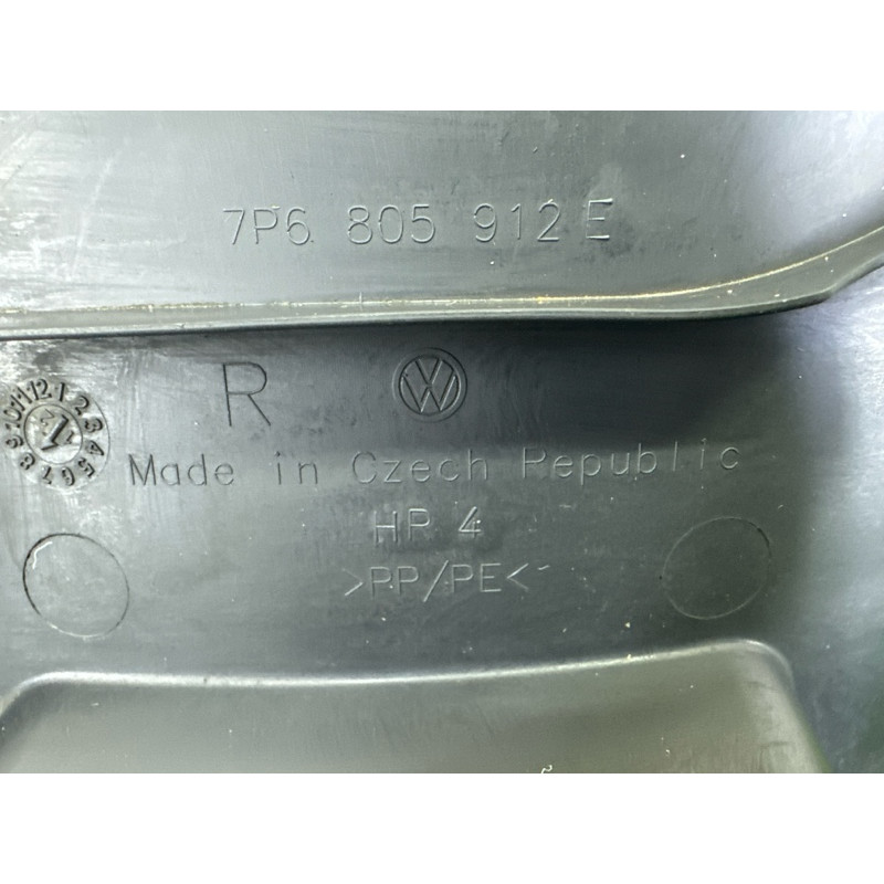 Подкрылок (кузов и элементы) Volkswagen Touareg NF 2013 3.6 7P6805912D9B9