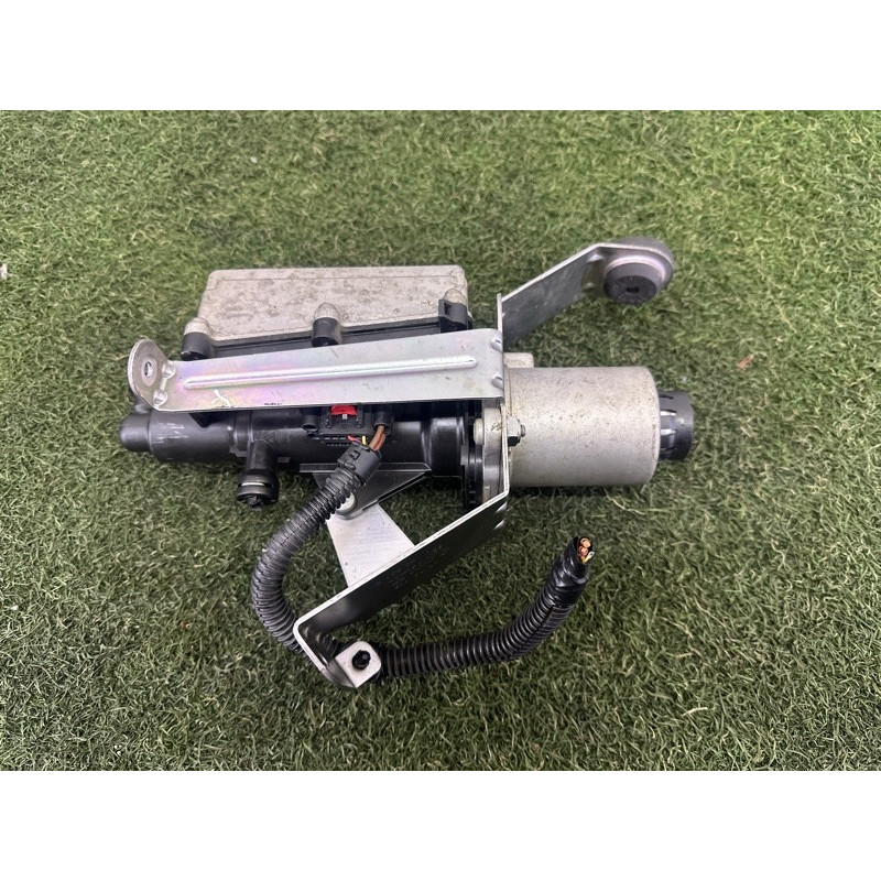 Главный цилиндр сцепления (трансмиссия) Volkswagen Touareg NF 2013 3.0 Hybrid 7L0142060A