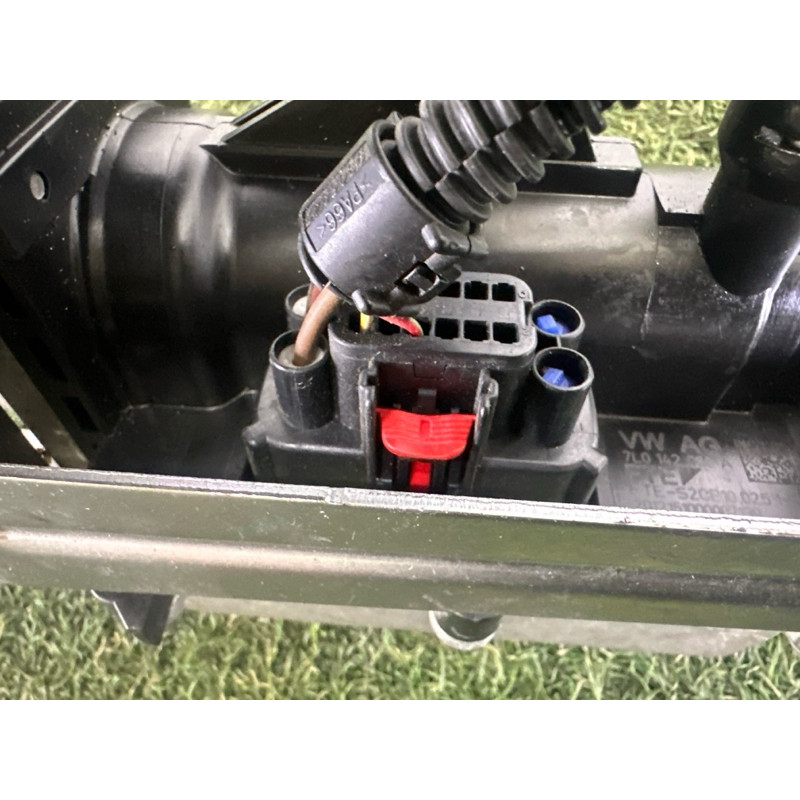 Главный цилиндр сцепления (трансмиссия) Volkswagen Touareg NF 2013 3.0 Hybrid 7L0142060A