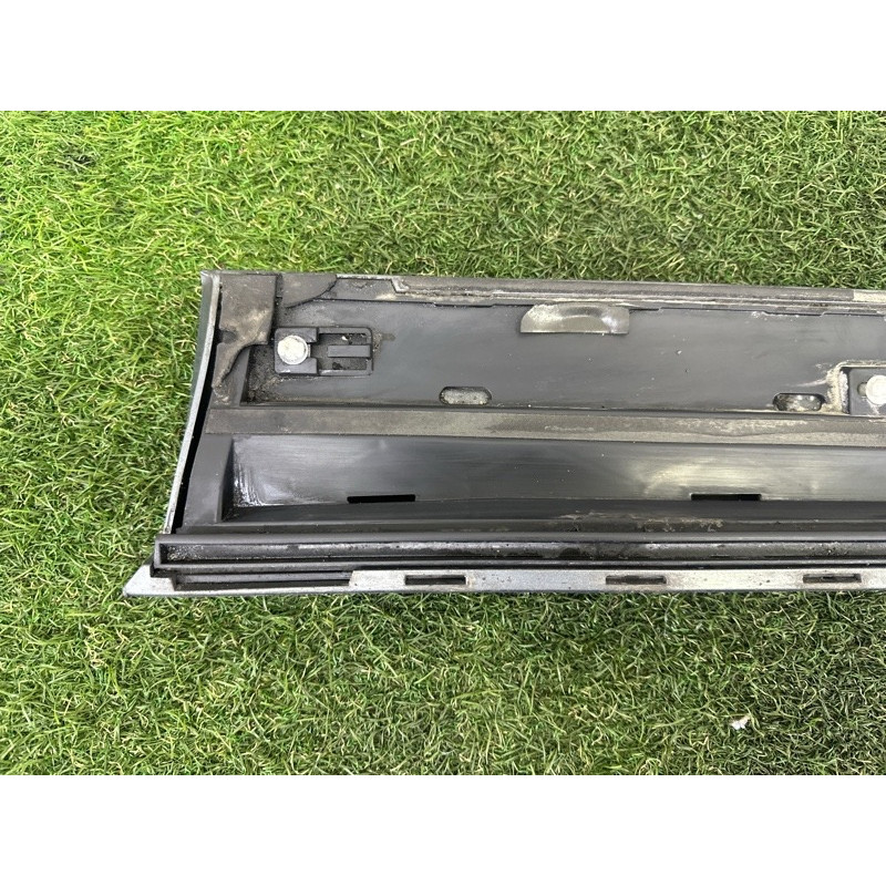 Молдинг двери внешний (кузов и элементы) AUDI Q5 8R 2012 3.2 8R0853959BGRU