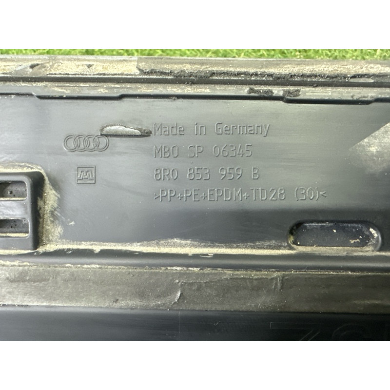 Молдинг двери внешний (кузов и элементы) AUDI Q5 8R 2012 3.2 8R0853959BGRU