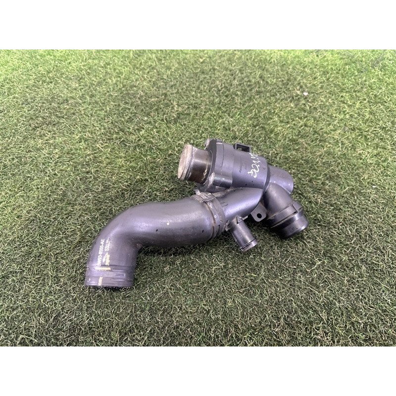 Корпус термостата (система охлаждения) LAND ROVER Range Rover L405 2016 5.0 LR032135