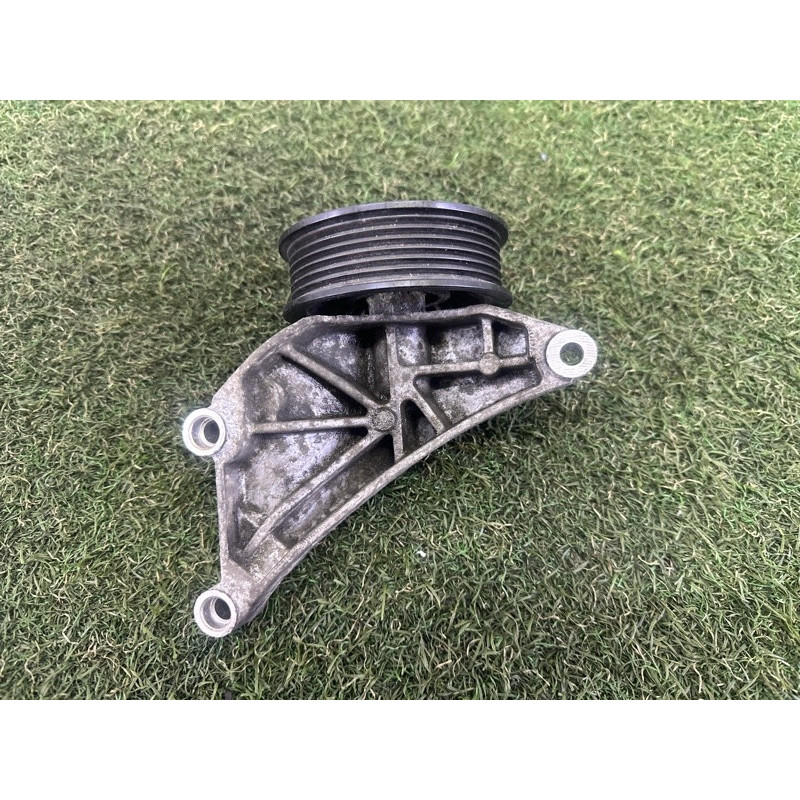 Ролик натяжной (двигатель и элементы) LAND ROVER Range Rover L405 2016 5.0 LR088321