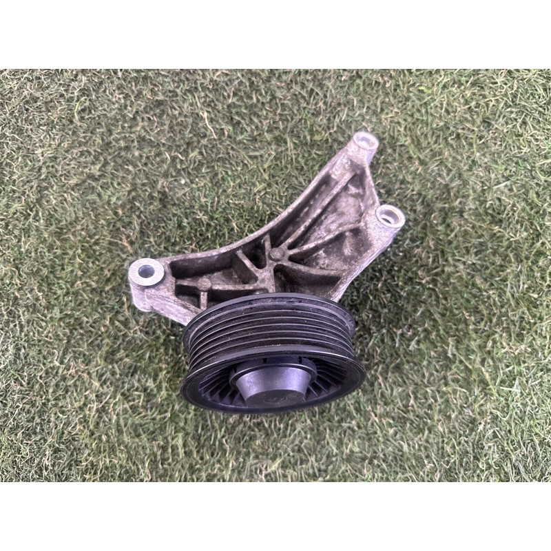 Ролик натяжной (двигатель и элементы) LAND ROVER Range Rover L405 2016 5.0 LR088321