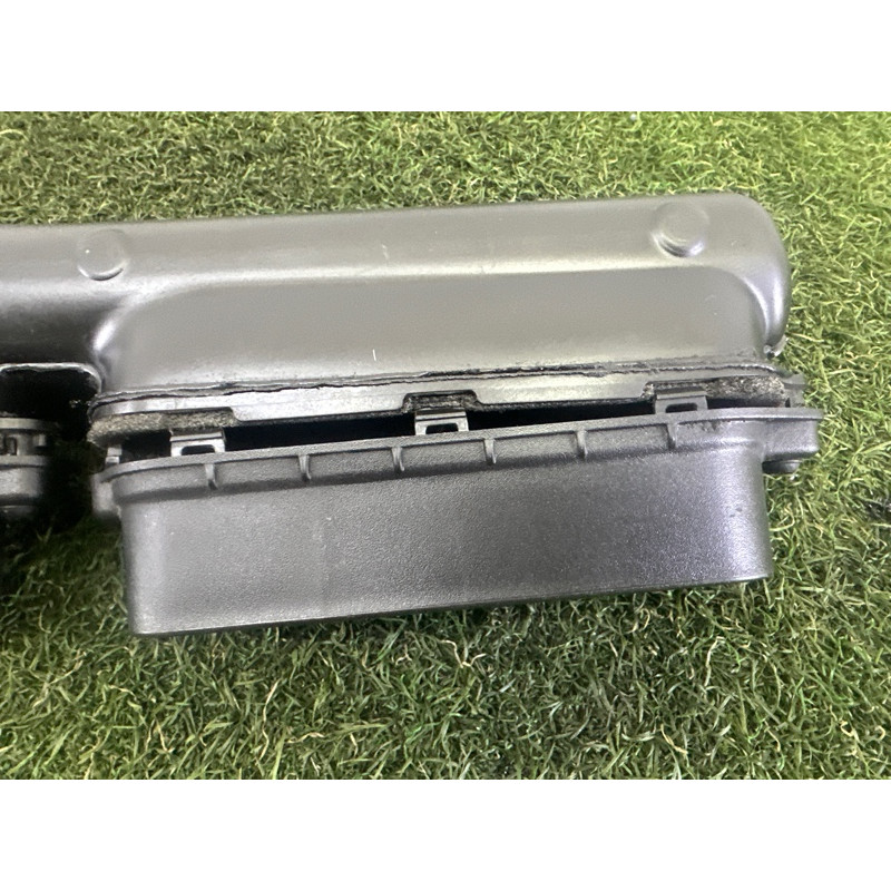 Патрубок повітряного фільтра (впускная система) LAND ROVER Range Rover L405 2016 5.0 LR049314