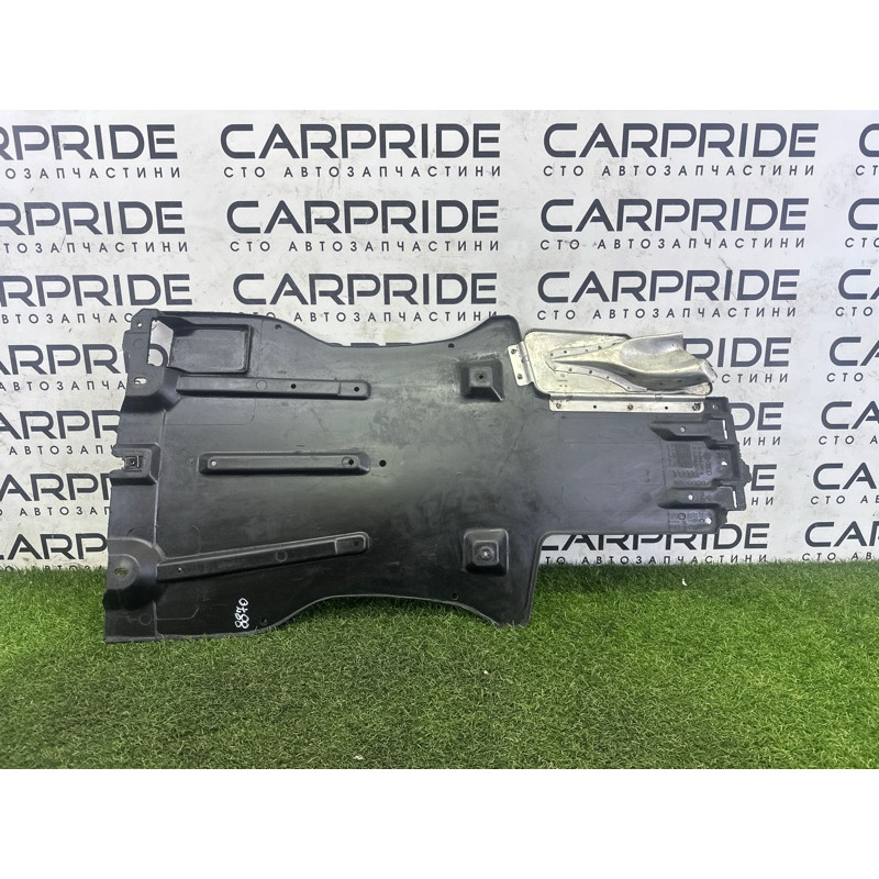 Защита днища (кузов и элементы) Volkswagen Touareg NF 2013 3.6 7P6825231C