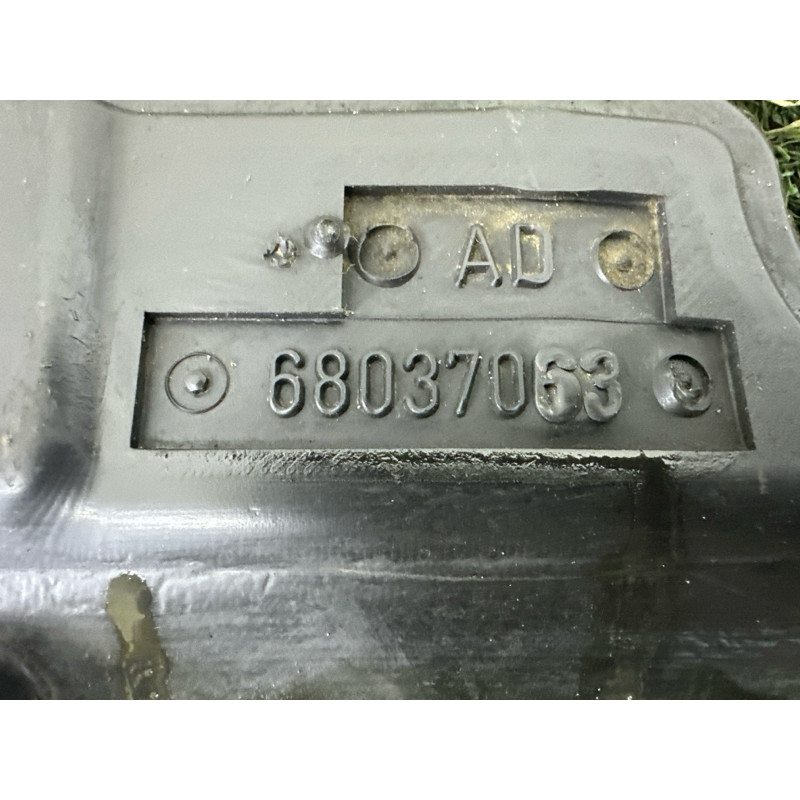 Защита днища (кузов и элементы) Jeep Grand Cherokee WK2 2014 3.0 Diesel 68037063AD