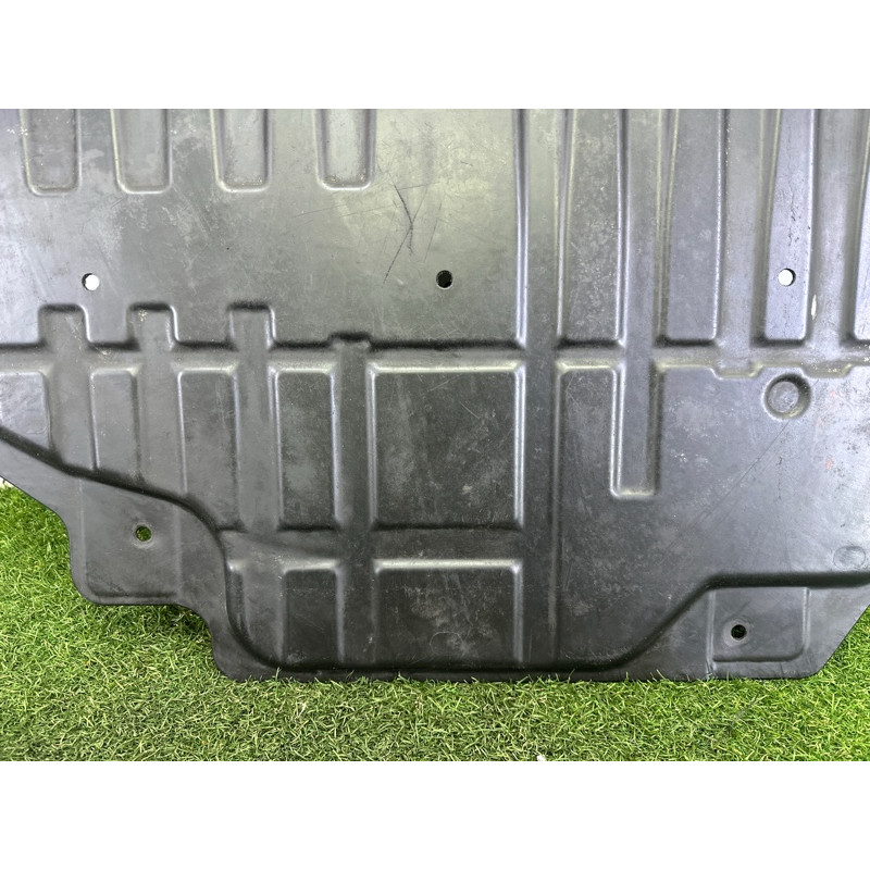 Захист днища (кузов и элементы) LAND ROVER Range Rover Evoque L538 2016 2.0 LR027021