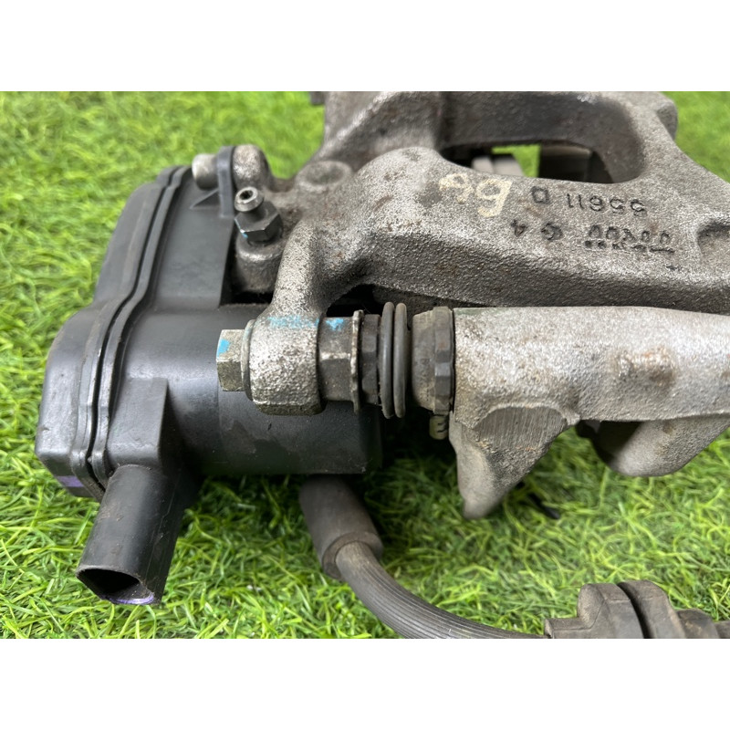 Суппорт тормозной (тормозная система) Jeep Compass MP 2018 2.4 068267352ab