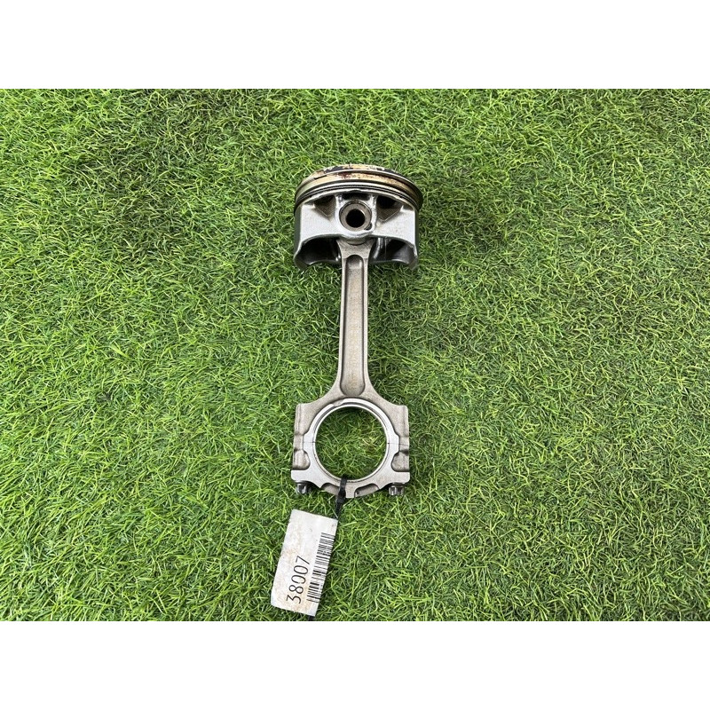 Поршень (двигатель и элементы) Ford Focus MK3 2.0 rfcm5e6205ab