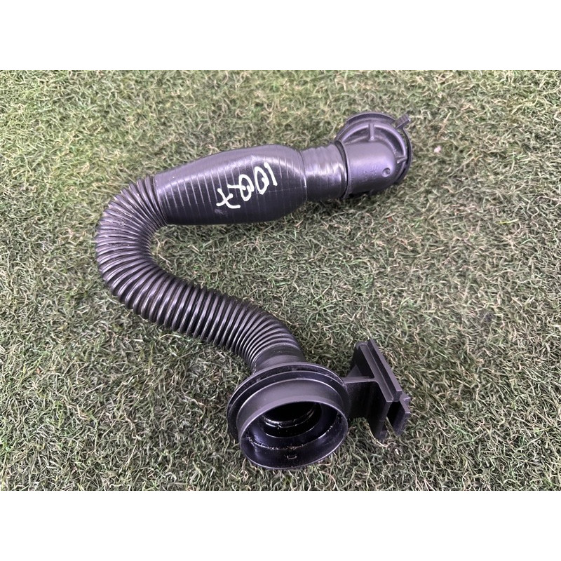 Маслозаливная горловина (двигатель и элементы) AUDI Q7 4M 2017 2.0 TFSI 4M0115301F