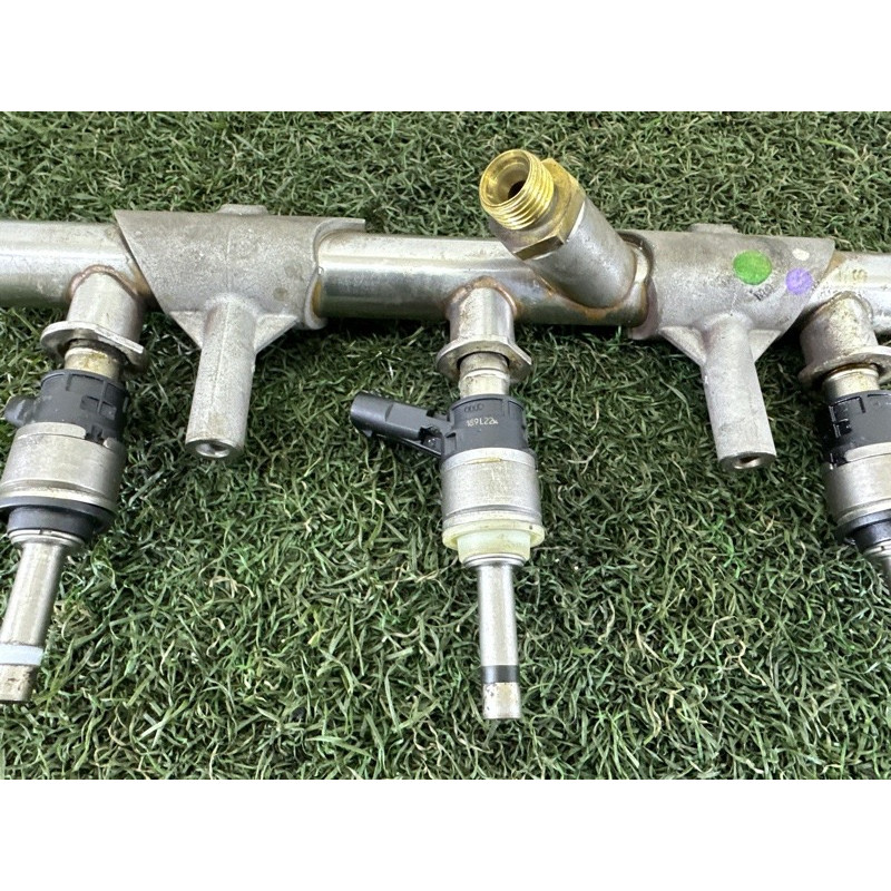 Топливная рампа (топливная система) AUDI Q7 4M 2017 3.0 TFSi 06E130090AJ