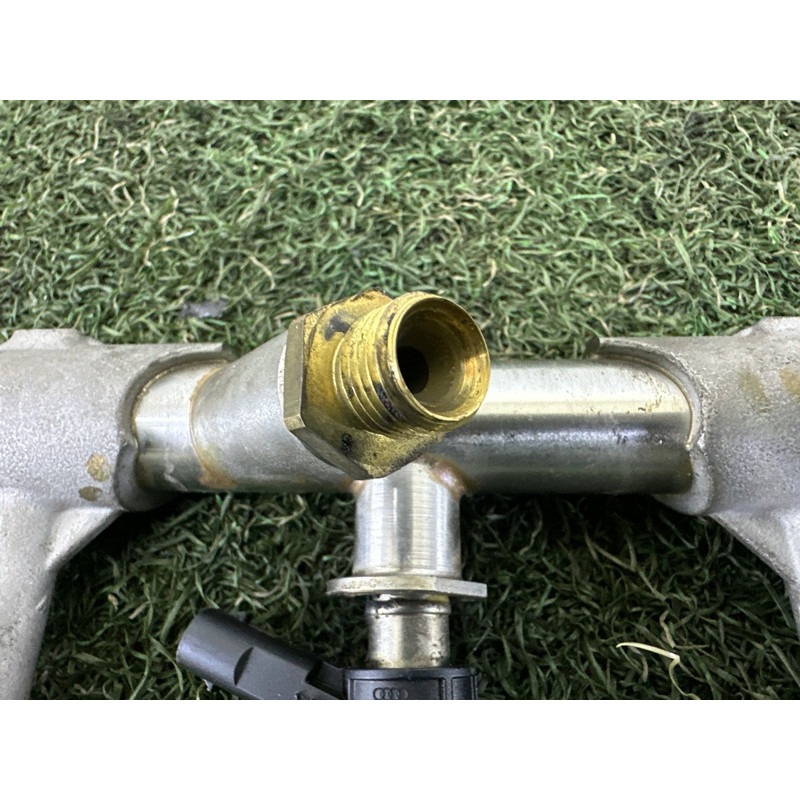 Топливная рампа (топливная система) AUDI Q7 4M 2017 3.0 TFSi 06E130089AF