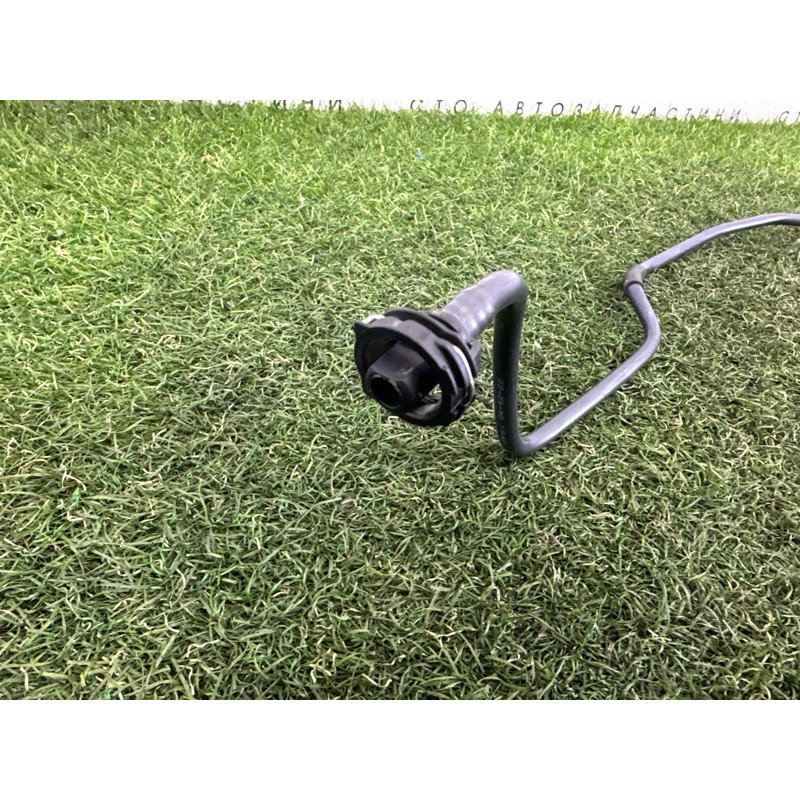 Трубка системы охлаждения (система охлаждения) AUDI A4 B9 2017 2.0 TFSI 8W0121081AN