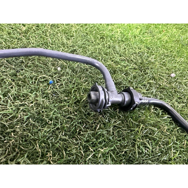 Трубка системы охлаждения (система охлаждения) AUDI A4 B9 2017 2.0 TFSI 8W0121081AN