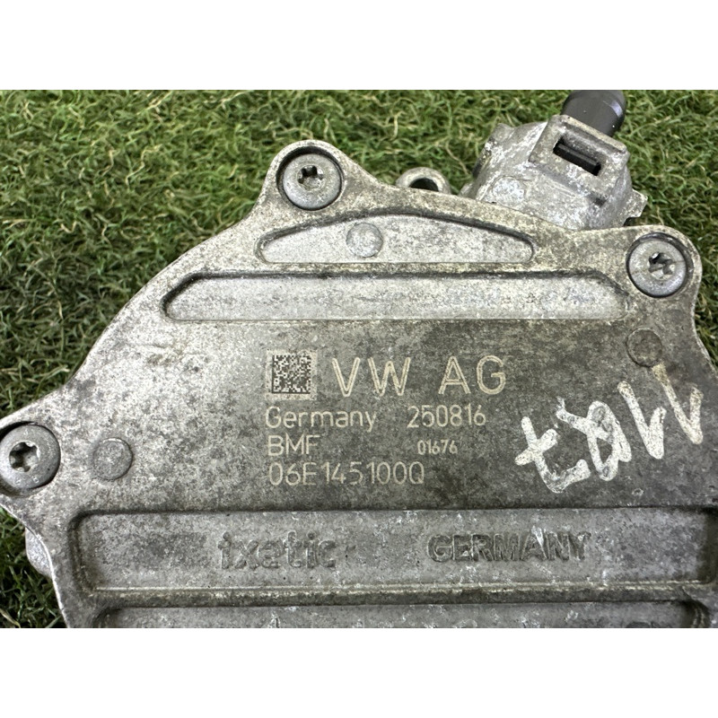 Вакуумный насос (тормозная система) AUDI Q7 4M 2017 3.0 TFSi 06E145100Q