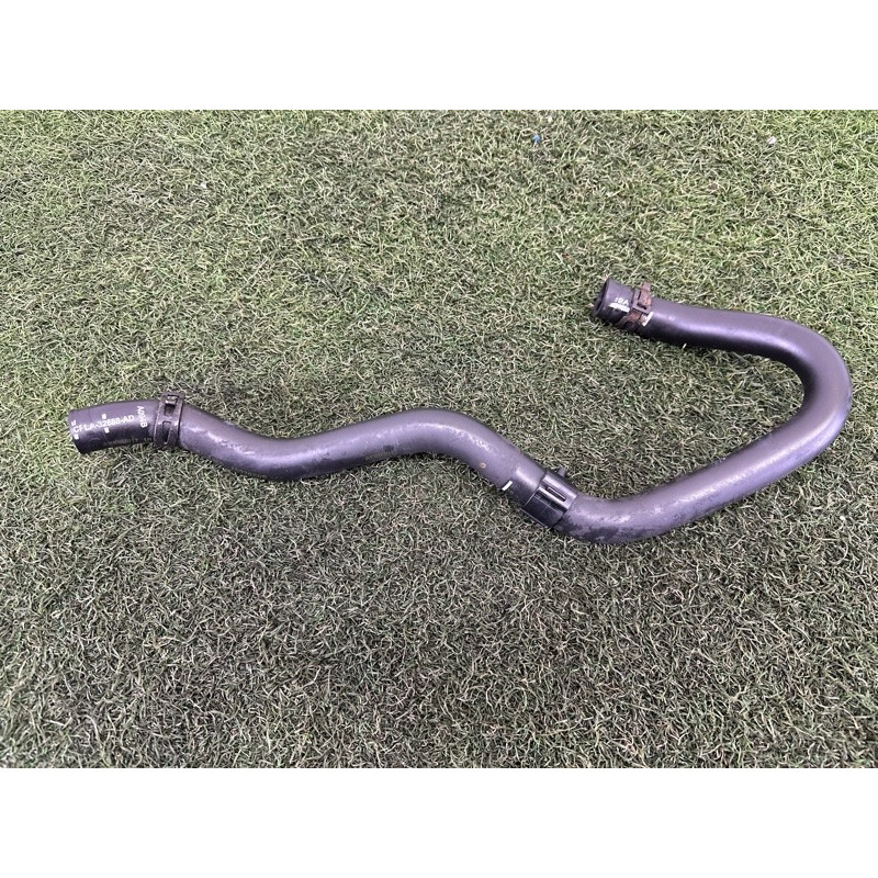 Шланг (система охлаждения) LAND ROVER Range Rover L405 2016 5.0 LR048081