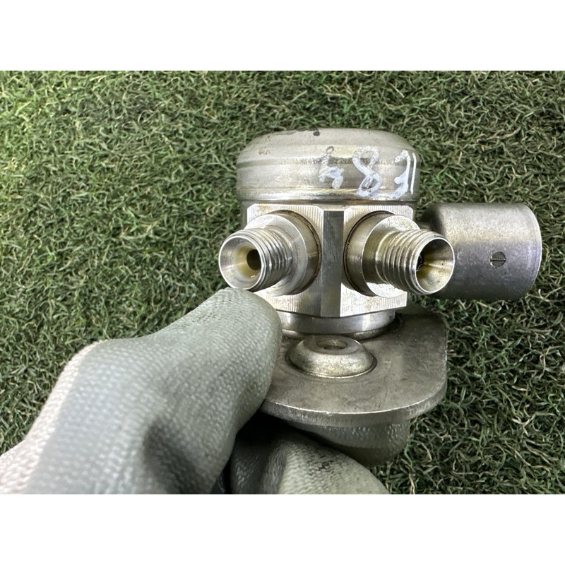 ТНВД (топливная система) BMW X1 E84 2014 2.0 13518604229