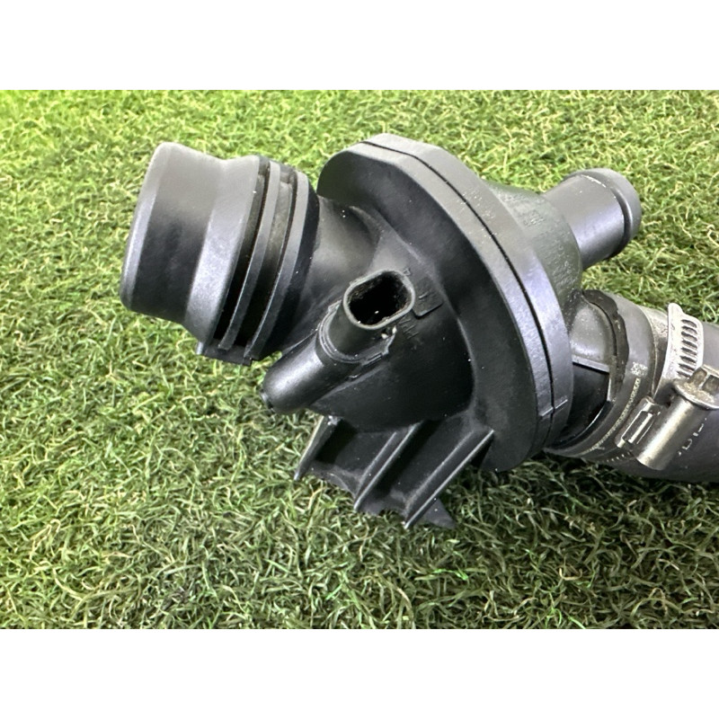 Корпус термостата (система охлаждения) BMW X1 E84 2014 2.0 11538635689