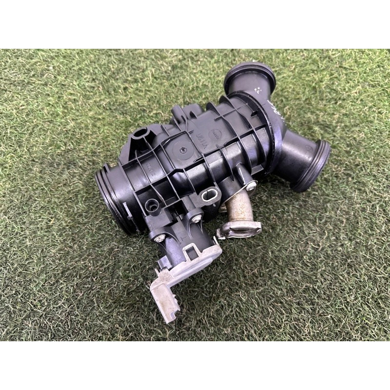 Дроссельная заслонка (электрика двигателя) LAND ROVER RANGE ROVER Sport L494 2016 3.0 Diesel LR078546