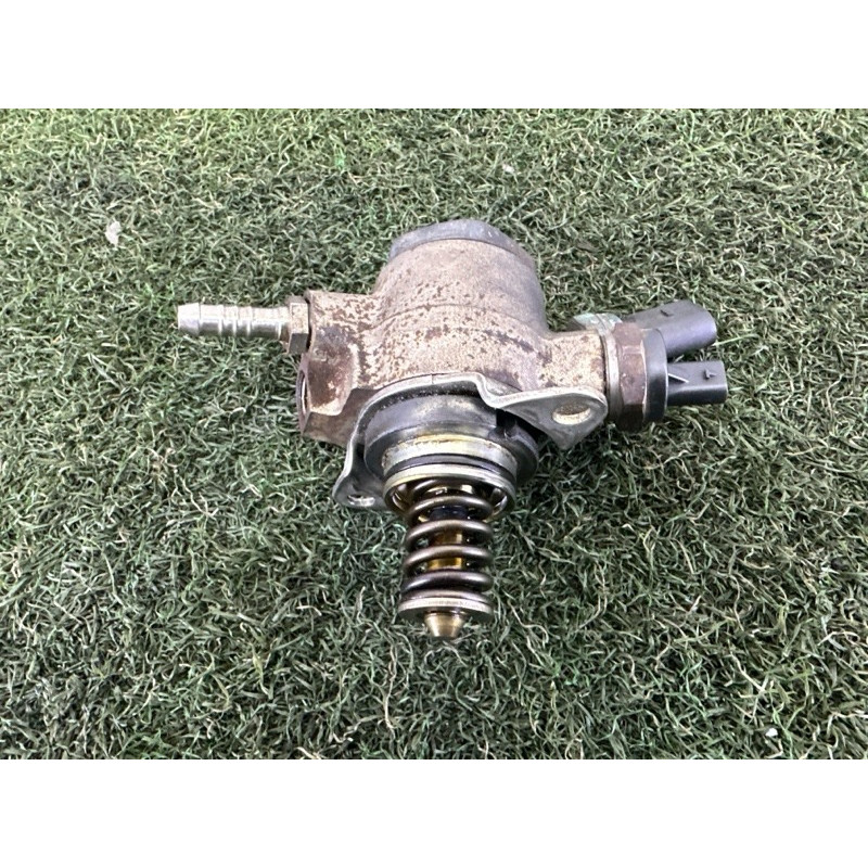 ТНВД (топливная система) AUDI Q5 8R 2010 3.2 CALB 06E127025N