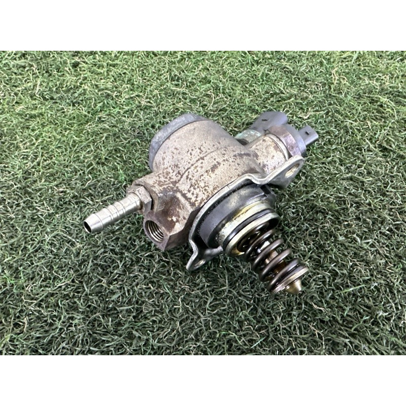 ТНВД (топливная система) AUDI Q5 8R 2010 3.2 CALB 06E127025N