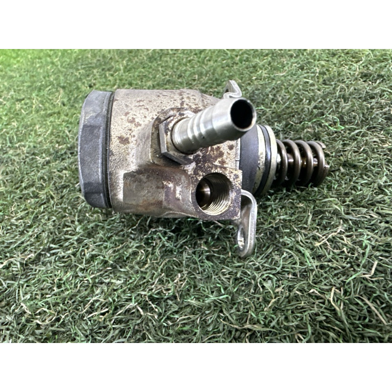 ТНВД (топливная система) AUDI Q5 8R 2010 3.2 CALB 06E127025N