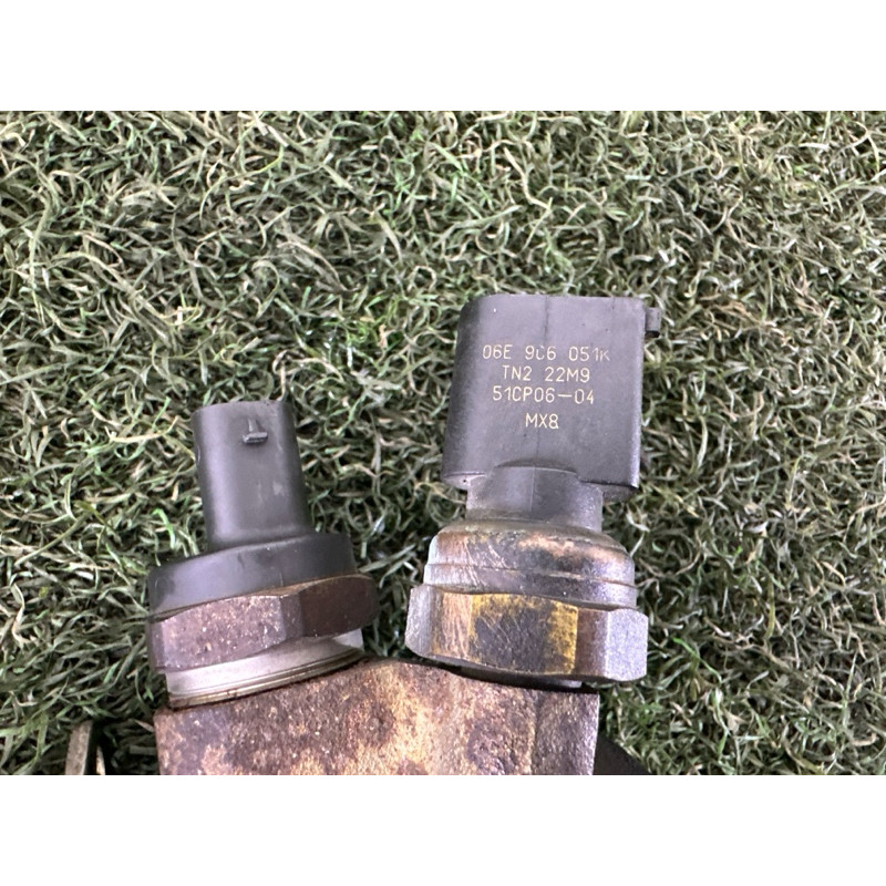 ТНВД (топливная система) AUDI Q5 8R 2010 3.2 CALB 06E127025N