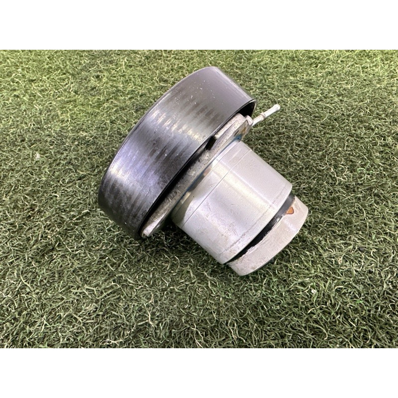 Помпа (система охлаждения) Volkswagen Touareg NF 2011 3.6 03H121008B