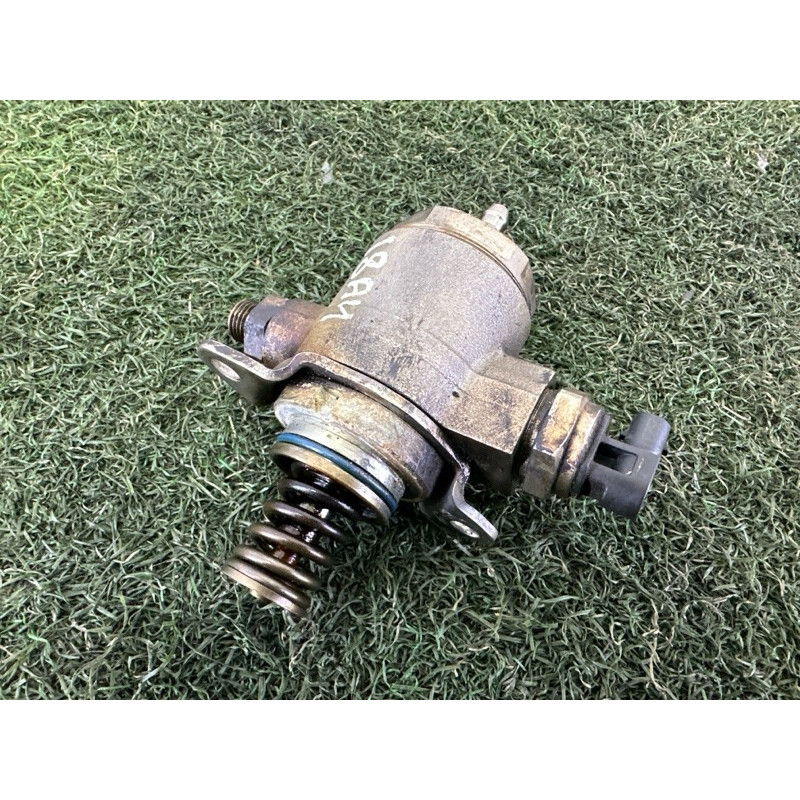 ТНВД (топливная система) AUDI A4 B8 2013 2.0 TFSI 06J127025G