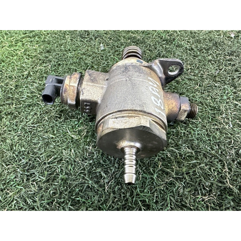 ТНВД (топливная система) AUDI A4 B8 2013 2.0 TFSI 06J127025G