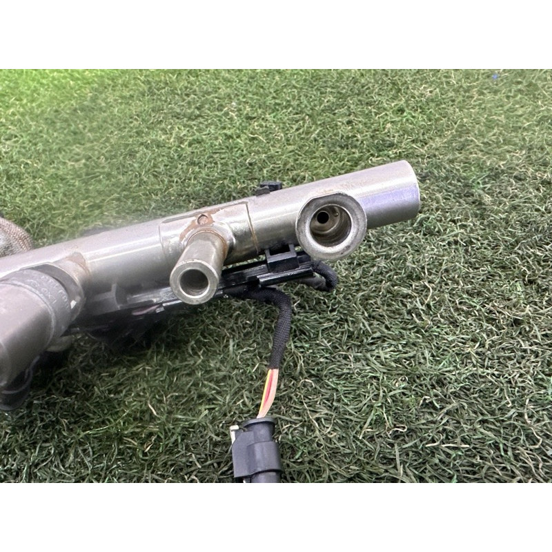 Топливная рампа (топливная система) AUDI A3 8V 2016 1.8 CNSB 06K133317G