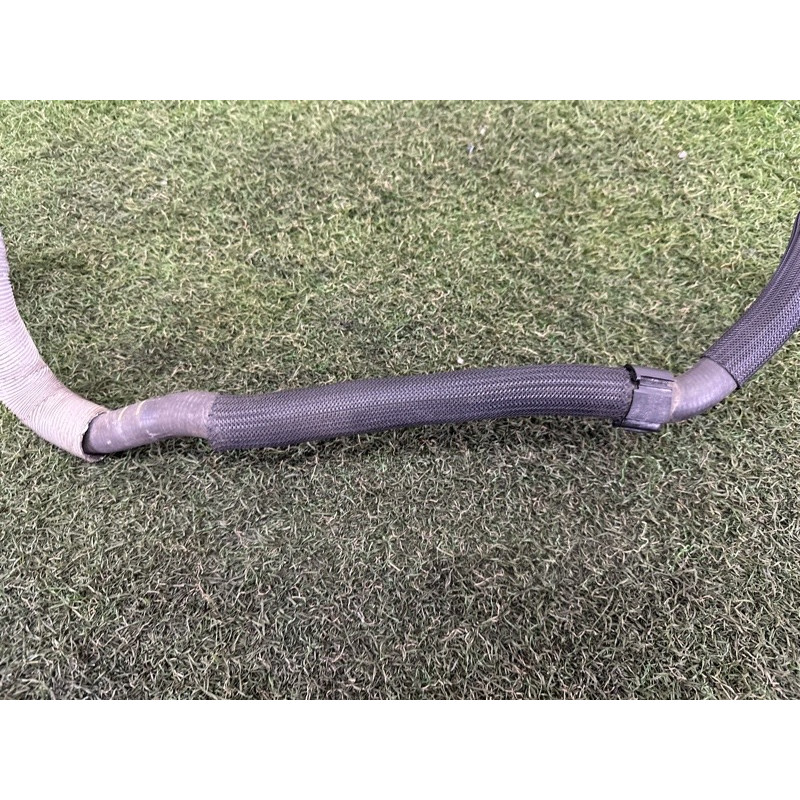 Патрубок (система охлаждения) LAND ROVER Range Rover Evoque L538 2016 2.0 LR054981