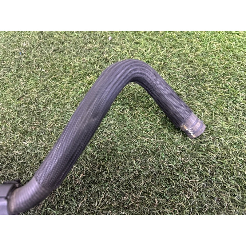 Патрубок (система охлаждения) LAND ROVER Range Rover Evoque L538 2016 2.0 LR054981