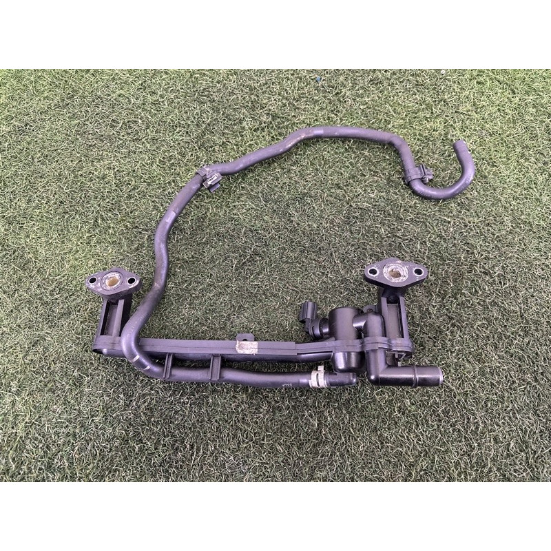 Трубка системы охлаждения (система охлаждения) LAND ROVER Range Rover L405 2016 5.0 LR087559