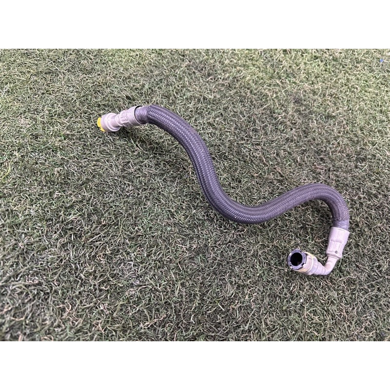 Трубка топливная (топливная система) BMW X5 F15 2015 4.4 13537606563