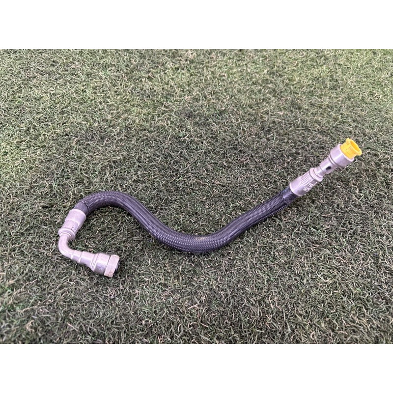 Трубка топливная (топливная система) BMW X5 F15 2015 4.4 13537606563